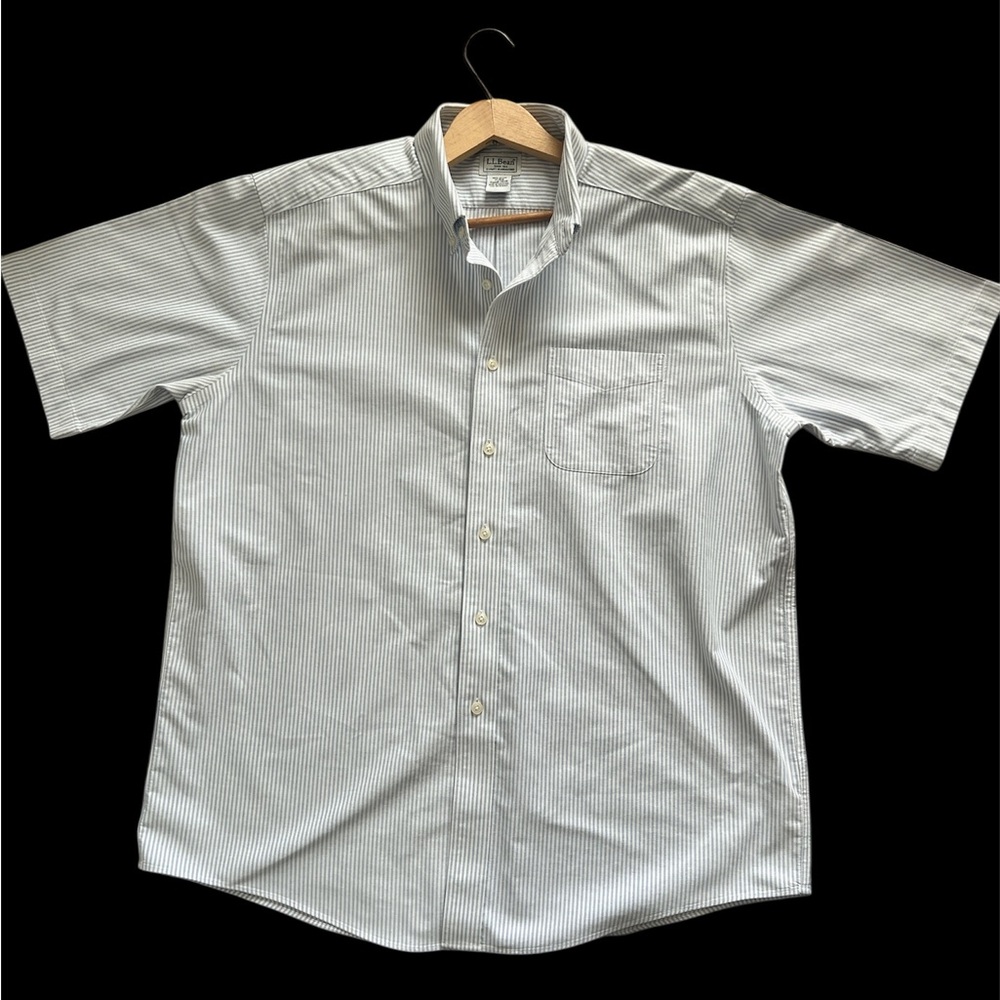 LL Bean Wrinkle Resistant Mens Pocket Front Short Sleeve Button Down Shirt Sz 17